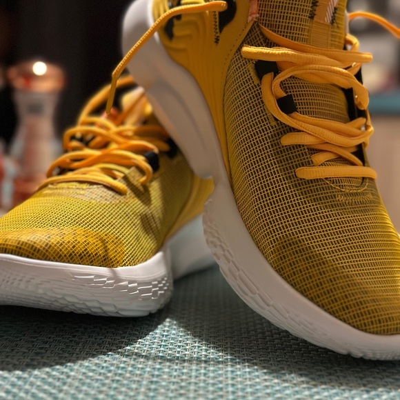 Under Armour | Shoes | New Rare Color Under Armour Flow Ffx2